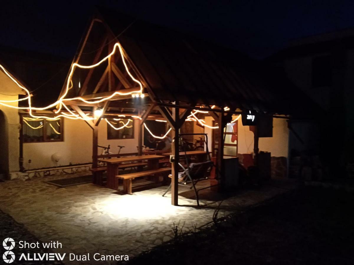 Casa Toth Din Tipterai Otel Vişeu de Sus Dış mekan fotoğraf