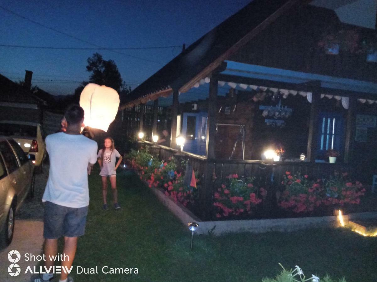 Casa Toth Din Tipterai Otel Vişeu de Sus Dış mekan fotoğraf